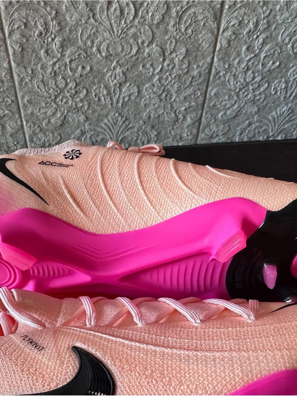Nike Phantom GX 2 Pro, Size 10 Brand New Soccer Cleates